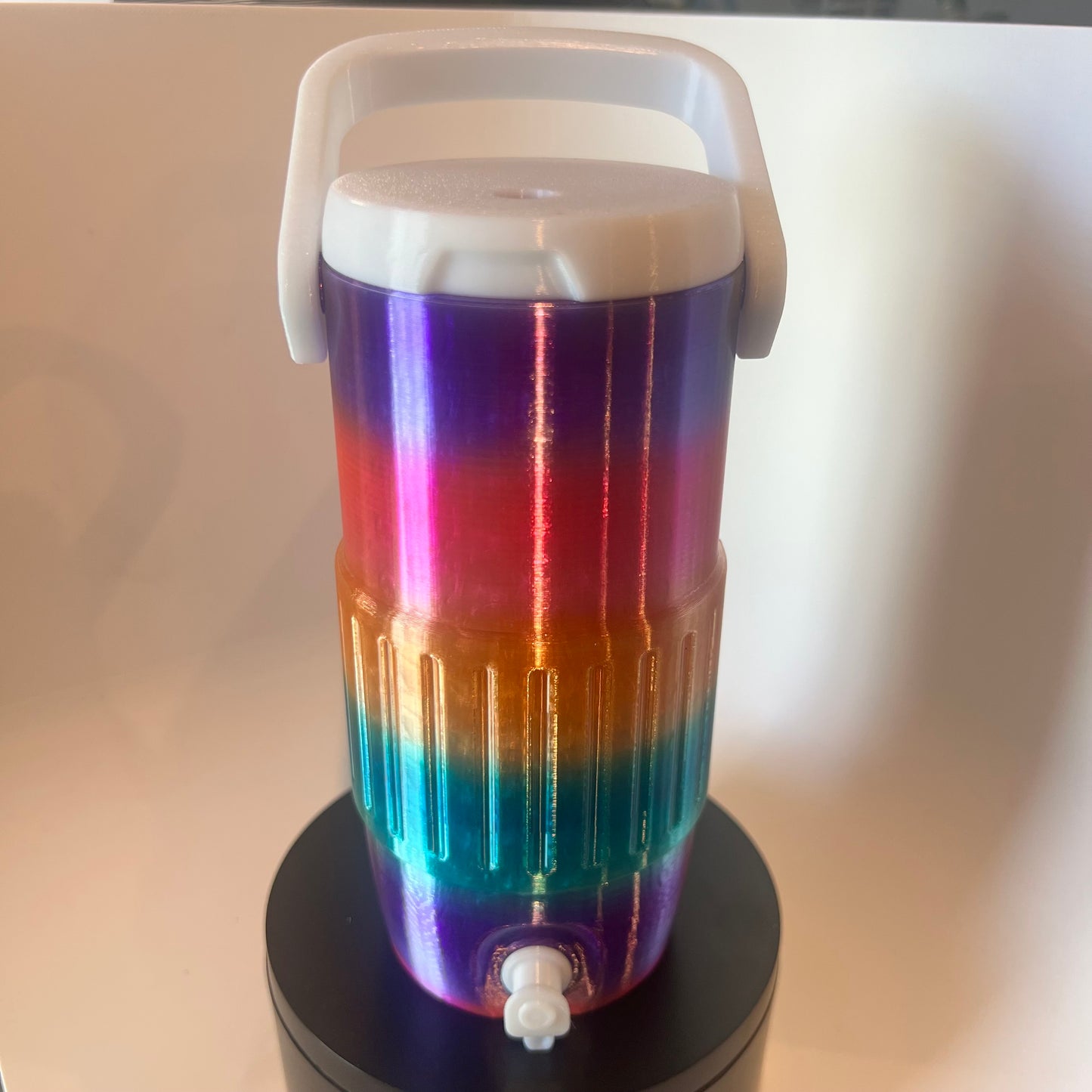 Cooler Style Can Holder